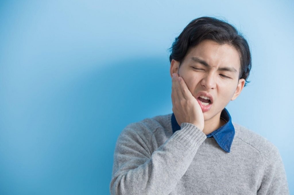 Why Do My Teeth Hurt When I Bite Down?
