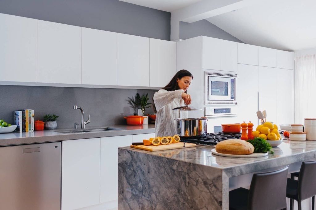 Benefits of Hiring Professional for Kitchen Fitting Services