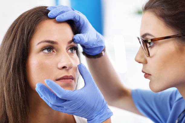 7 Reasons You Might Need to Visit a Dermatologist
